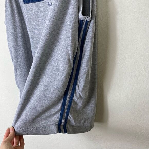 Vintage y2k Downtown Disney Rainforest Cafe 04 Grey Side Striped Muscle Tank Top - Picture 3 of 7